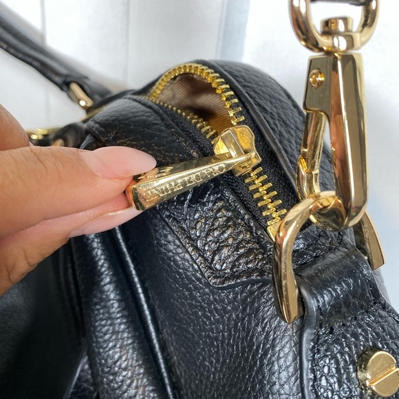 Ora Delphine | Black leather Satchel Bag - Picture 3 of 9